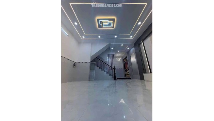 65m2 ngang lớn 5.5m, nhà 3 tầng ngay Tân Kỳ Tân Quý, hẻm 4m chỉ nhỉnh nhẹ 5Đ